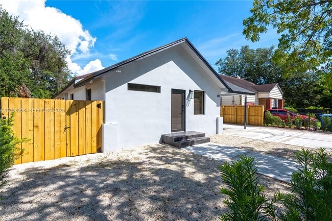Photo - 345 NW 53rd St Unidad A