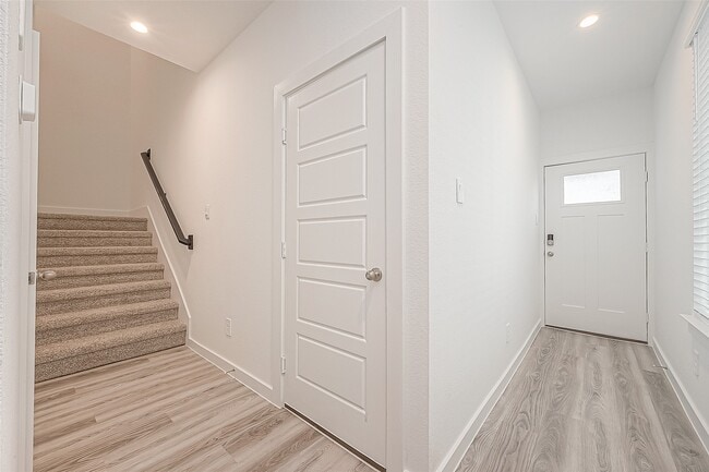 Photo - 3012 Skyline Mesa Dr