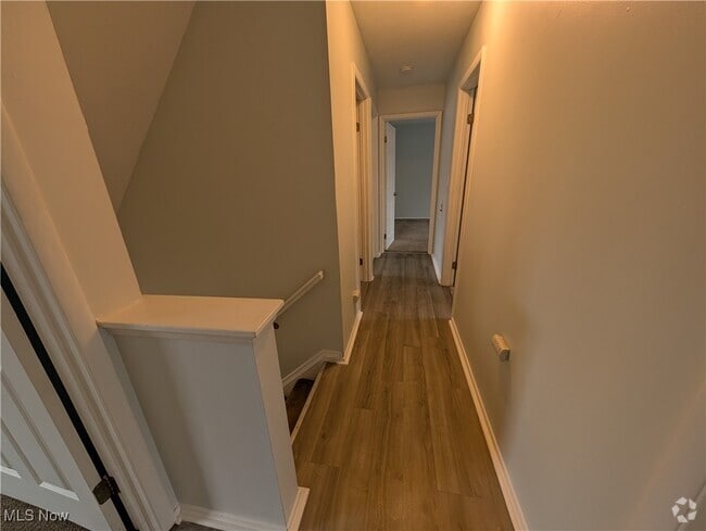 Building Photo - 1565 Chadwick Rd Rental