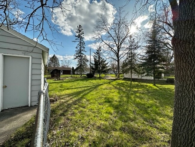 Photo - Charming 3 Bedroom 1 Bath Single Family Home