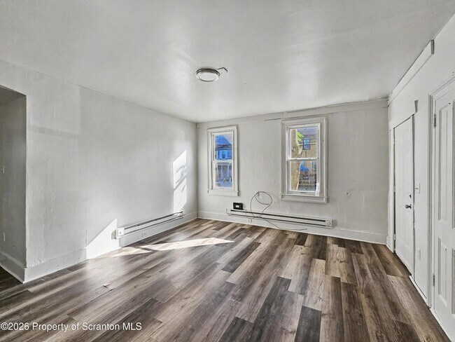 Photo - 602 Prospect Ave Unit Right