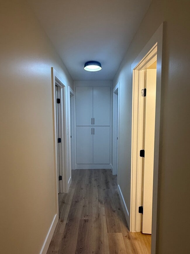 Photo - 2405 Farmstead St