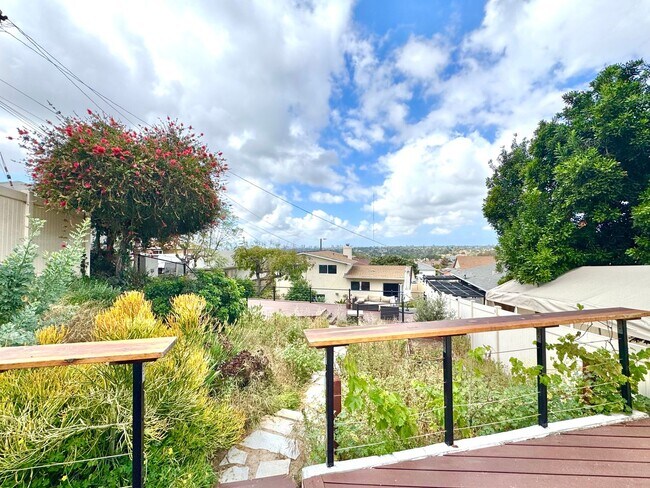 Photo - Huge Oak Park Home! 4bd/2.5ba house with incredible yard w/ VIEWS + spa, A/C, garage, W/D!