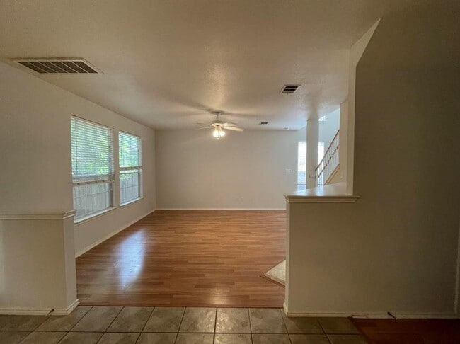 Photo - 2612 Tinmouth St