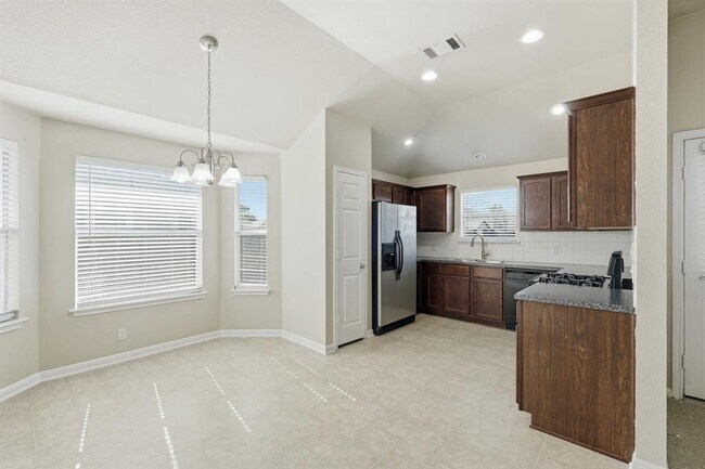 Photo - 119 Bayliss St