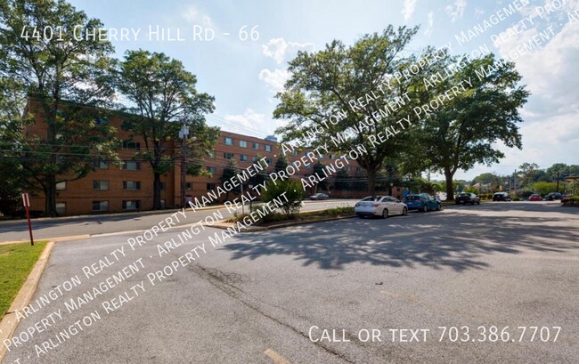 Building Photo - 4401 Cherry Hill Rd Unit 66