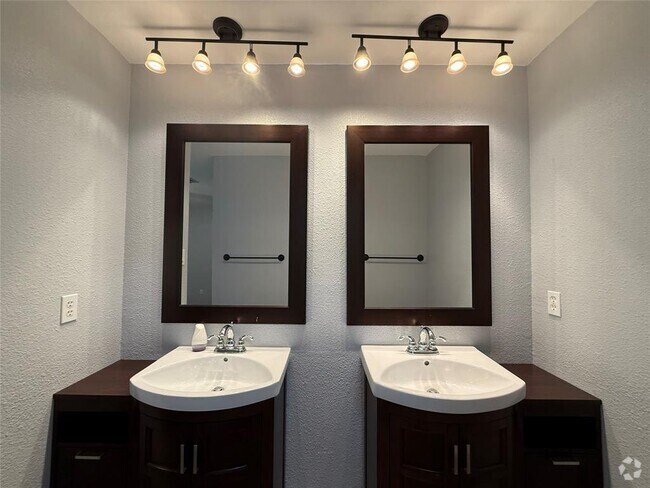 Building Photo - 4902 Ganymede Dr Rental