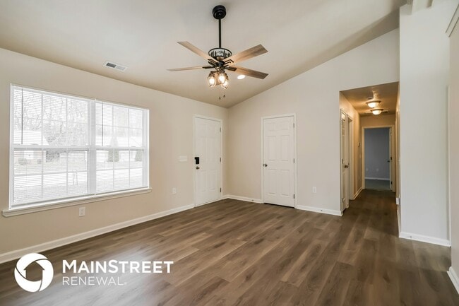 Photo - 1800 Field Dr