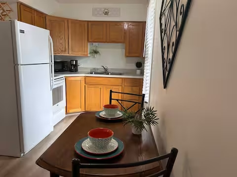 Photo - 212 N Main St