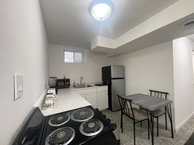 Photo - 1014 E 82nd St Unit Apt#B-1