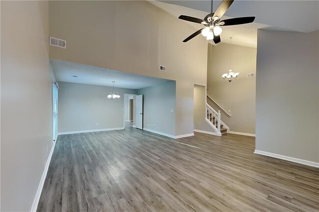 Photo - 4203 E Emerald Dr NW