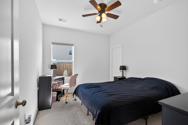 Photo - 75 Tatum Trl NE