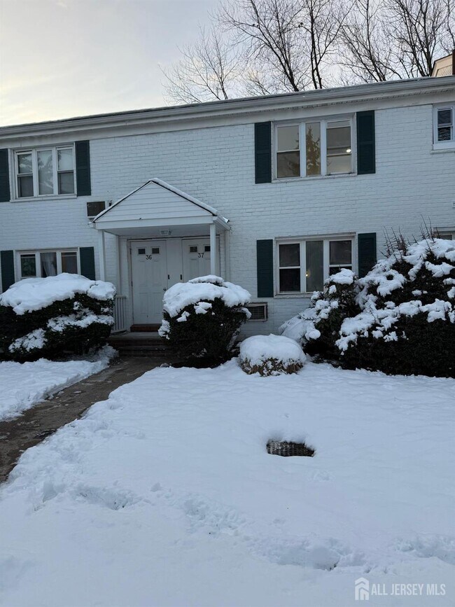 Photo - 37 Garfield Park