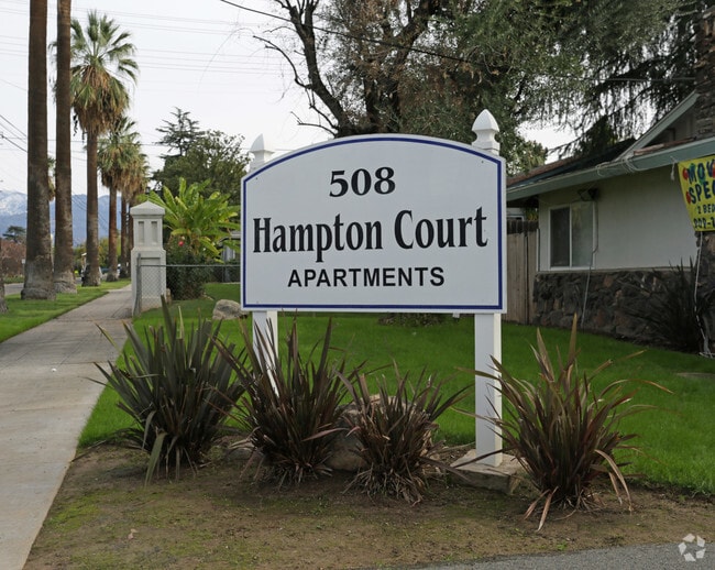 Hampton Court Apartments