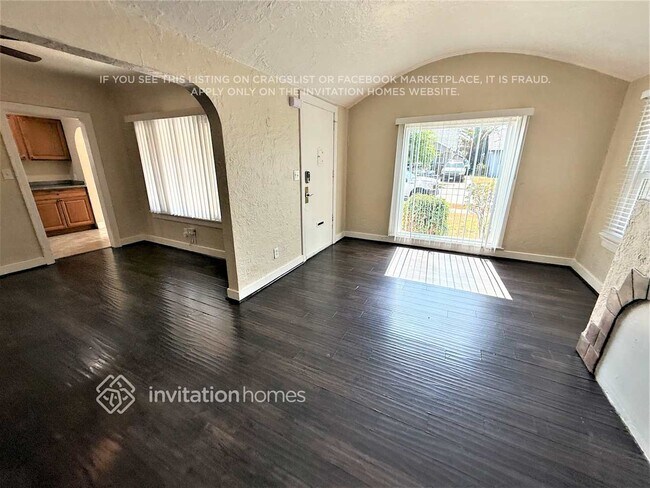 Photo - 6046 6th Ave