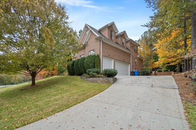 Photo - 137 Northington Woods Dr