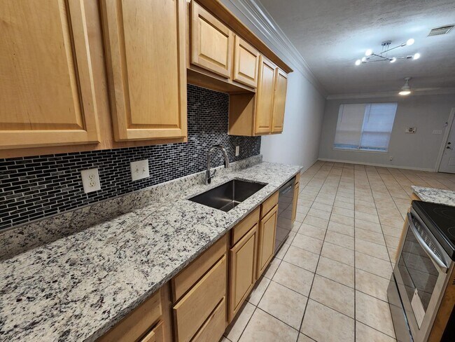 Photo - 11045 Landswalk Dr Unit 113