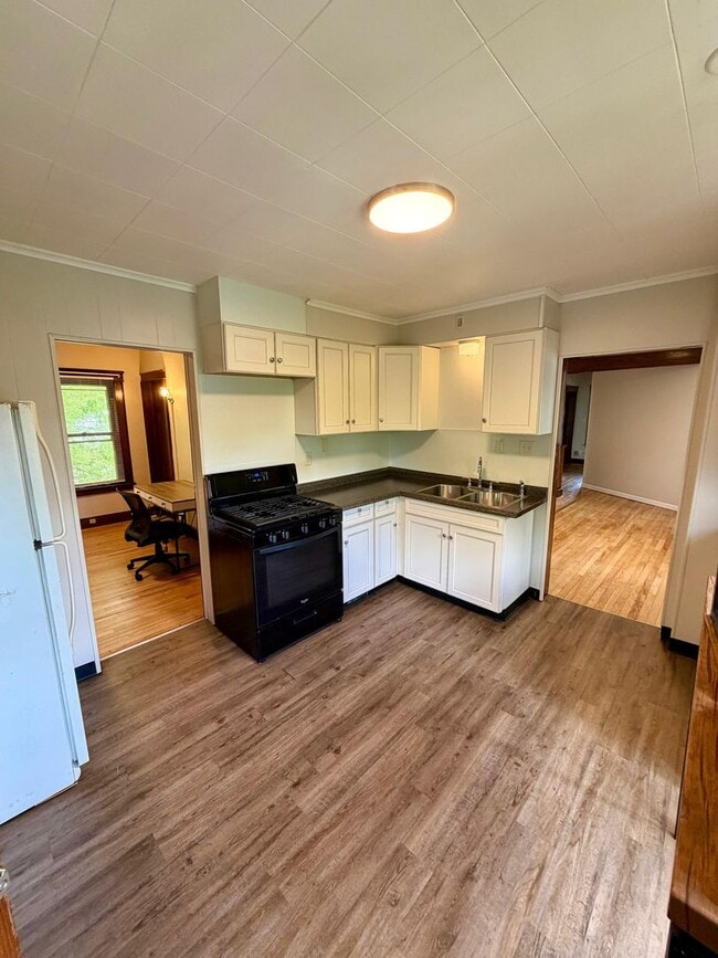 1279 Vestal Ave Unit 1279 Vestal Apt 2