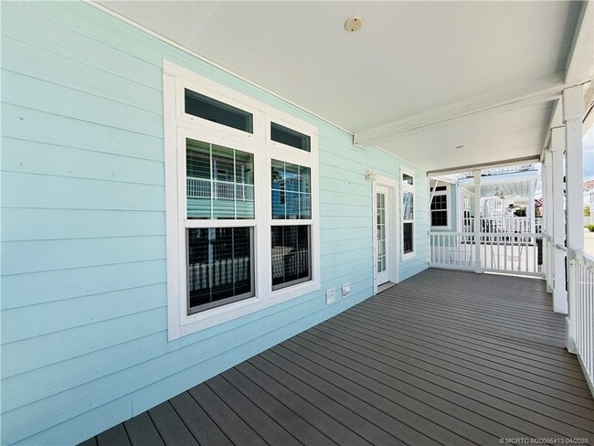 Photo - 35 NE Nautical Dr