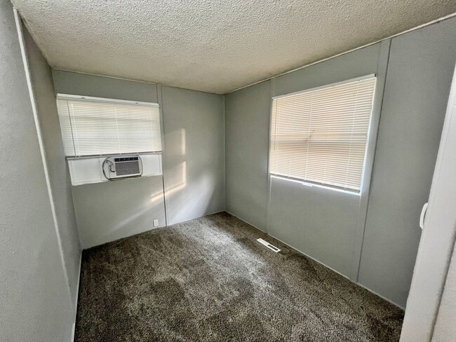 Photo - 4433 N Tracy Ave