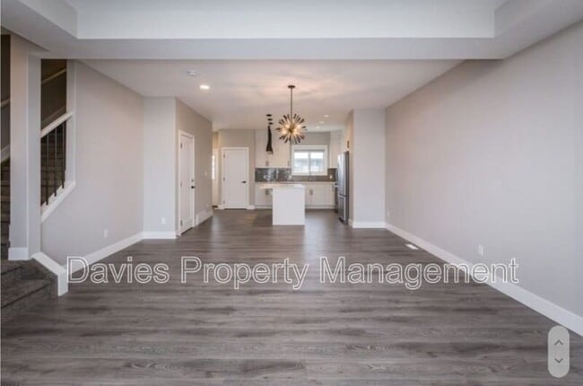 Photo - 1000 Berg Pl