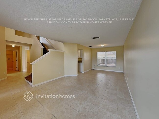 Photo - 835 McLean Ct