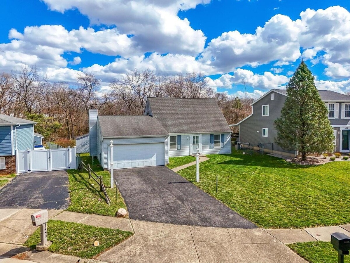 Photo - 1488 Red Leaf Ln House