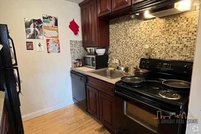 Building Photo - Large Studio - Balcony - Pool - Close to T Unit 42 Rental