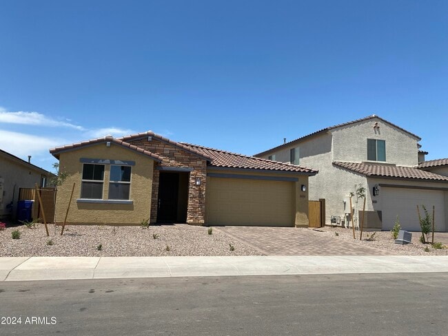 Building Photo - 8826 W Medlock Dr