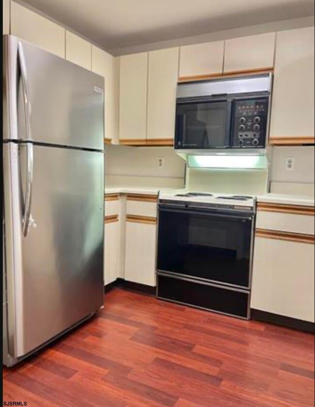 Photo - 3101 Boardwalk Unit 1210-2