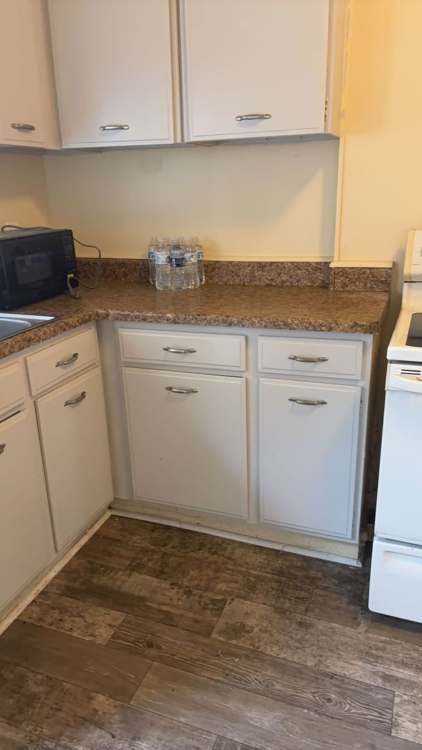 102 W Main St Unit A