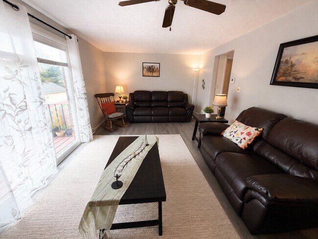 4301 Cox Dr Unit B