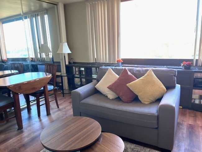 Photo - 1011 Arlington Blvd Unit 627