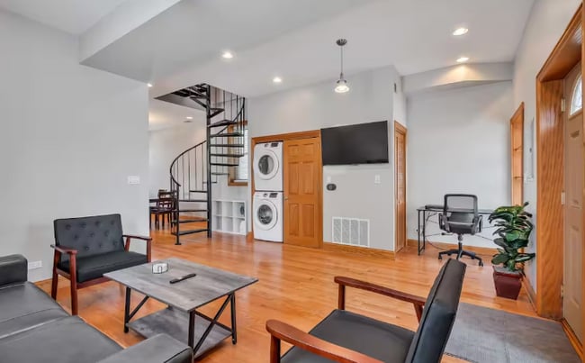 Photo - 1353 S California Ave
