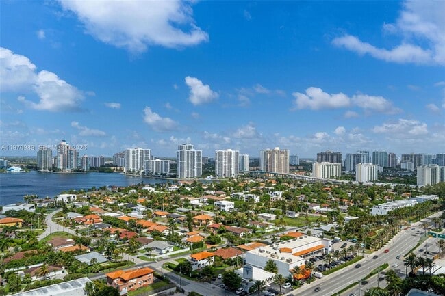 Photo - 18501 Collins Ave Unidad 2003