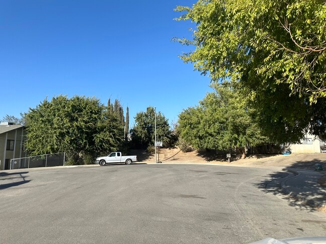 Safe, quiet and free parking. - 6005 Hill Dale Ct Unit D