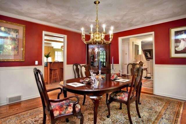 Photo - 38 Sturges Cmns