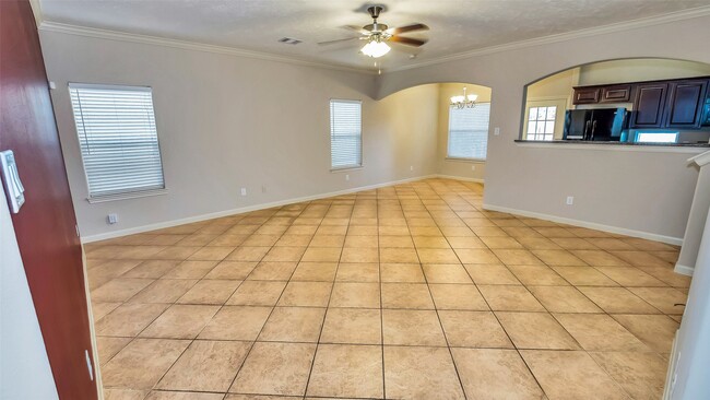 Photo - 1724 Don Alejandro