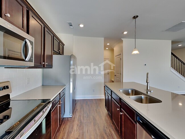 Photo - 5211 Virtue Ave