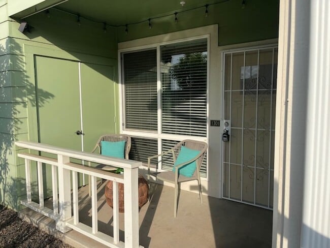 Building Photo - Pet Friendly- Corner Unit- Pohakala at Mehana! 2 bed/ 2 bath/ 2 parking