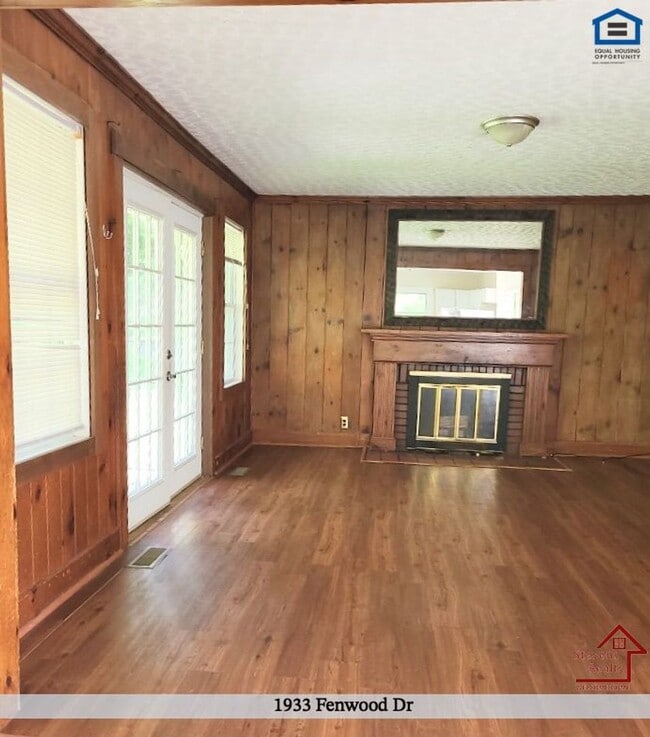 Photo - 1933 Fenwood Dr