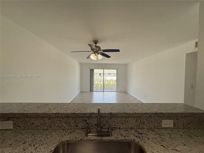 Photo - 15201 NE 6th Ave Unit C311