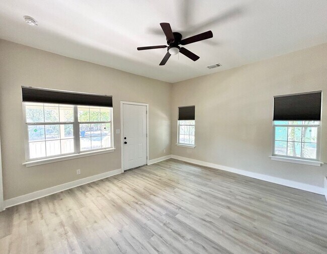 Newly Remodeled 3bed/2bath house for rent! House Rental in San