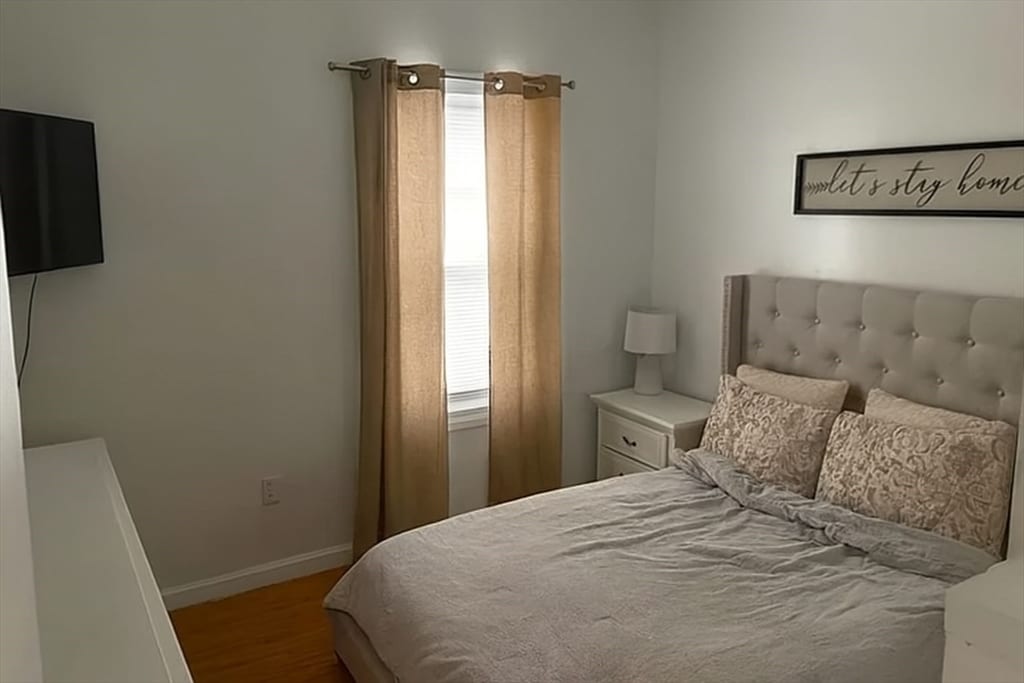 Photo - 256 Union St Unit 1