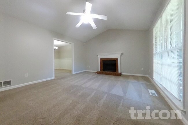 Photo - 5394 Telford Ct