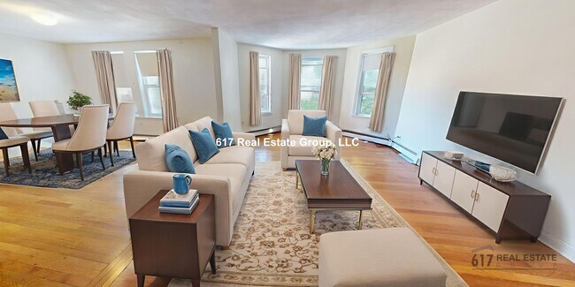 Building Photo - 310 Tappan St Unit 3