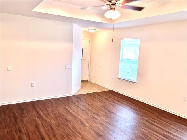 Photo - 1533 Coriander Dr