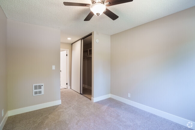 1BR, 1BA - Zephyr Cove - Bedroom