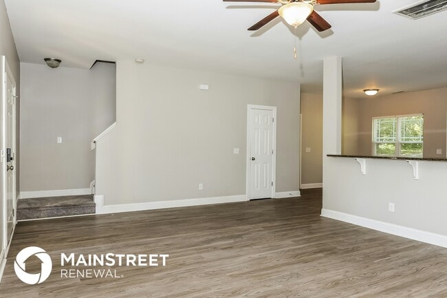 Photo - 49 Burrage Dr