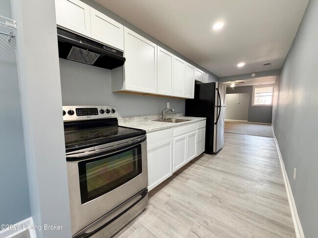 Photo - 2407 W Jefferson St Unit 101